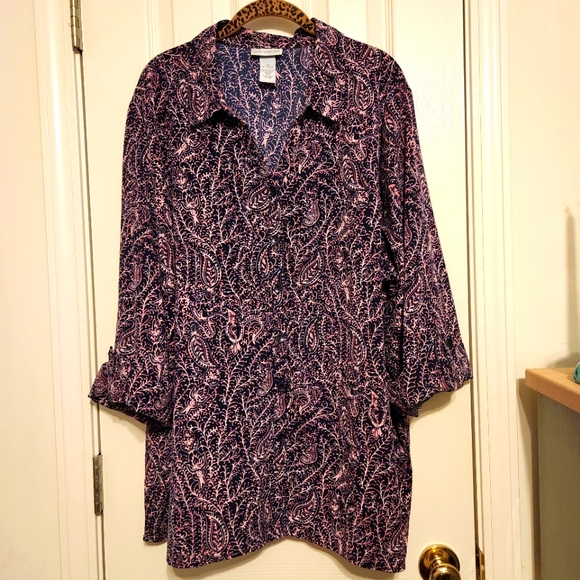 Catherines 2X Polyester/Spandex Buttondown Top EUC Pink and Navy Paisley - Picture 1 of 7